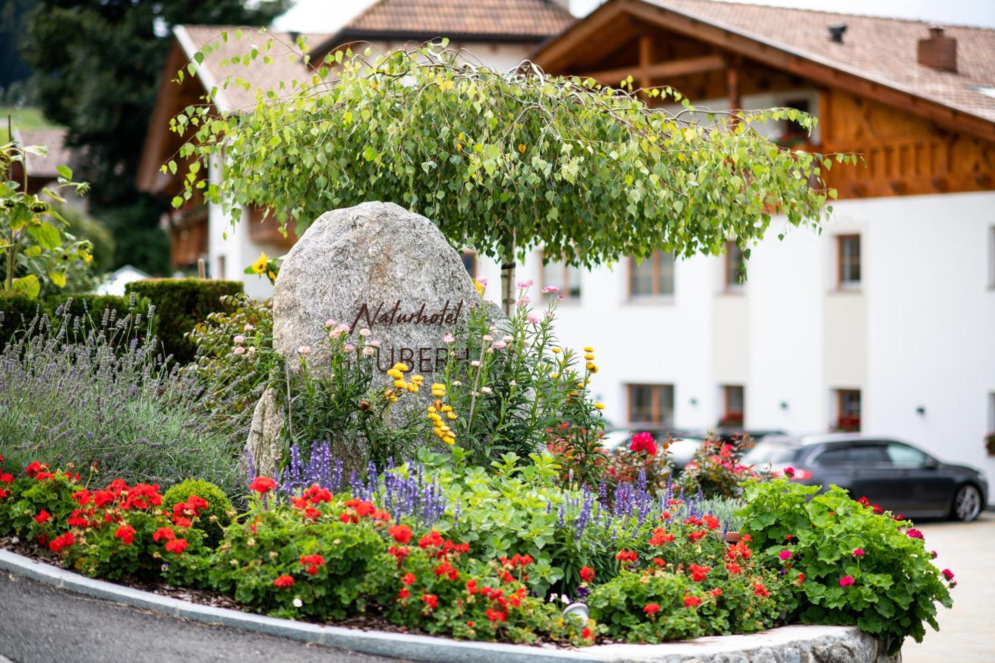 Naturhotel Gruberhof Schenna Exterior photo